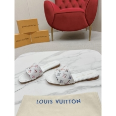 Louis Vuitton Slippers